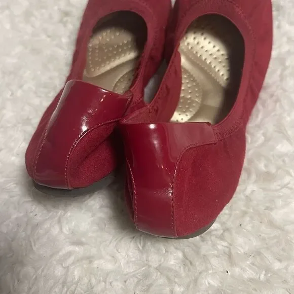 Dexflex Comfort Fabric & synthetic red patent slip on flats round toe SZ7.5 - Picture 5 of 9